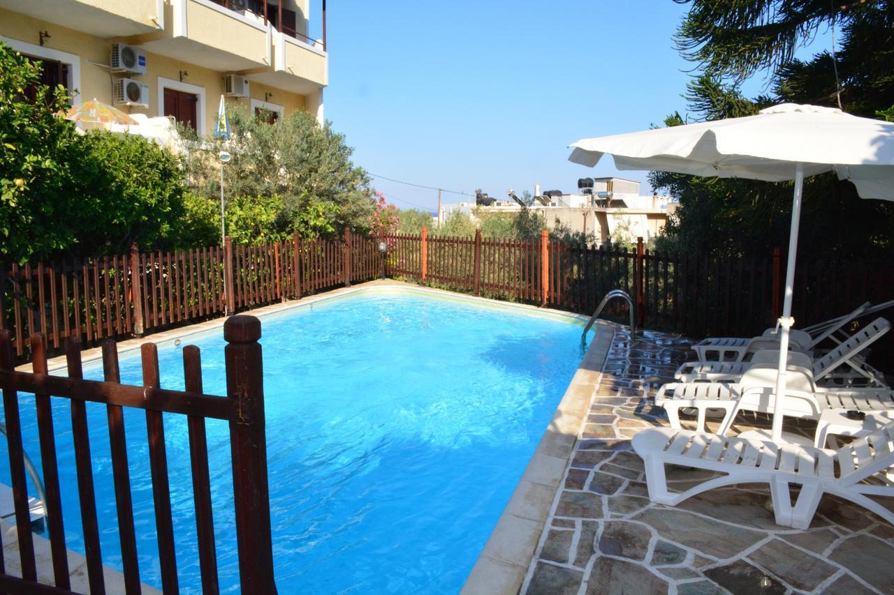Voula Apartments Agia Marina  Екстер'єр фото