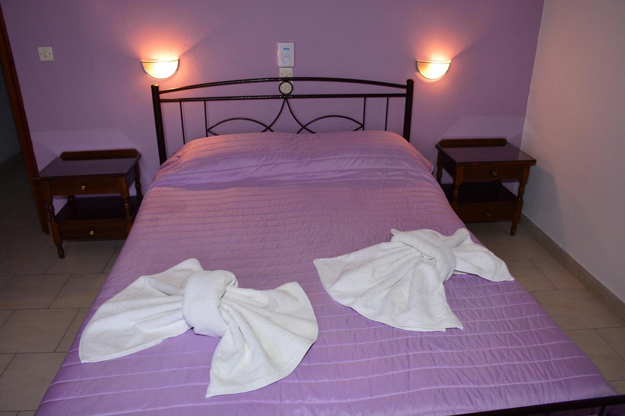 Voula Apartments Agia Marina  Екстер'єр фото