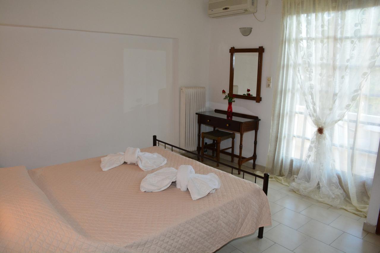 Voula Apartments Agia Marina  Екстер'єр фото
